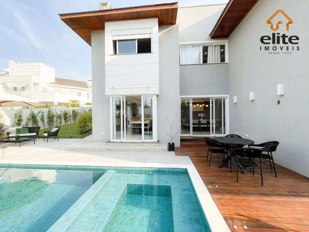 Casa em Pinhais - PR, no bairro Alphaville Graciosa - Referência CA0043-ELX