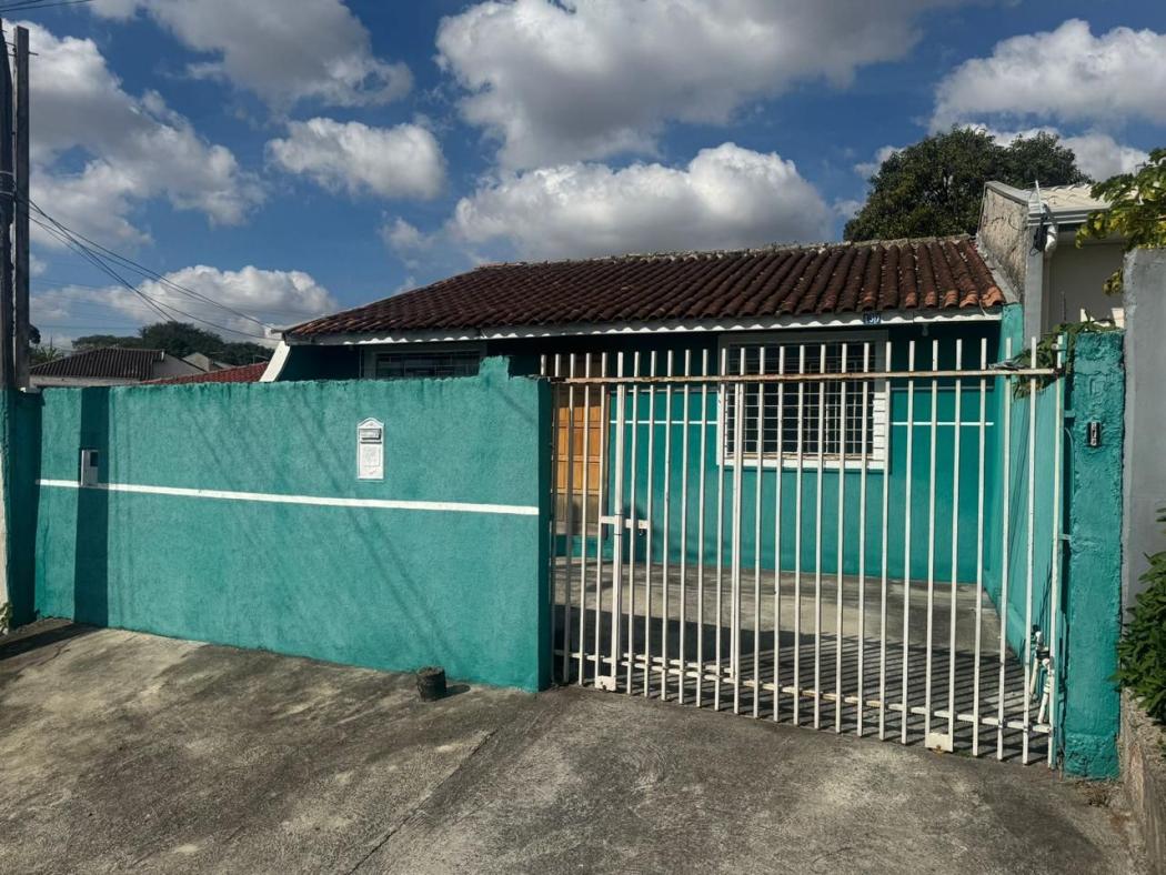Casa em Curitiba - PR, no bairro Cidade Industrial - Referência CA0059-FE0E
