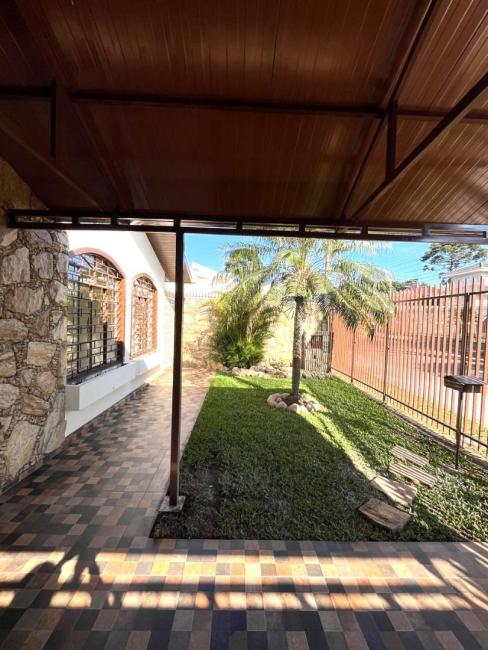  - Casa com 3 dormitórios para alugar, 94 m² por R$ 4.627,71/mês - Boqueirão - Curitiba/PR