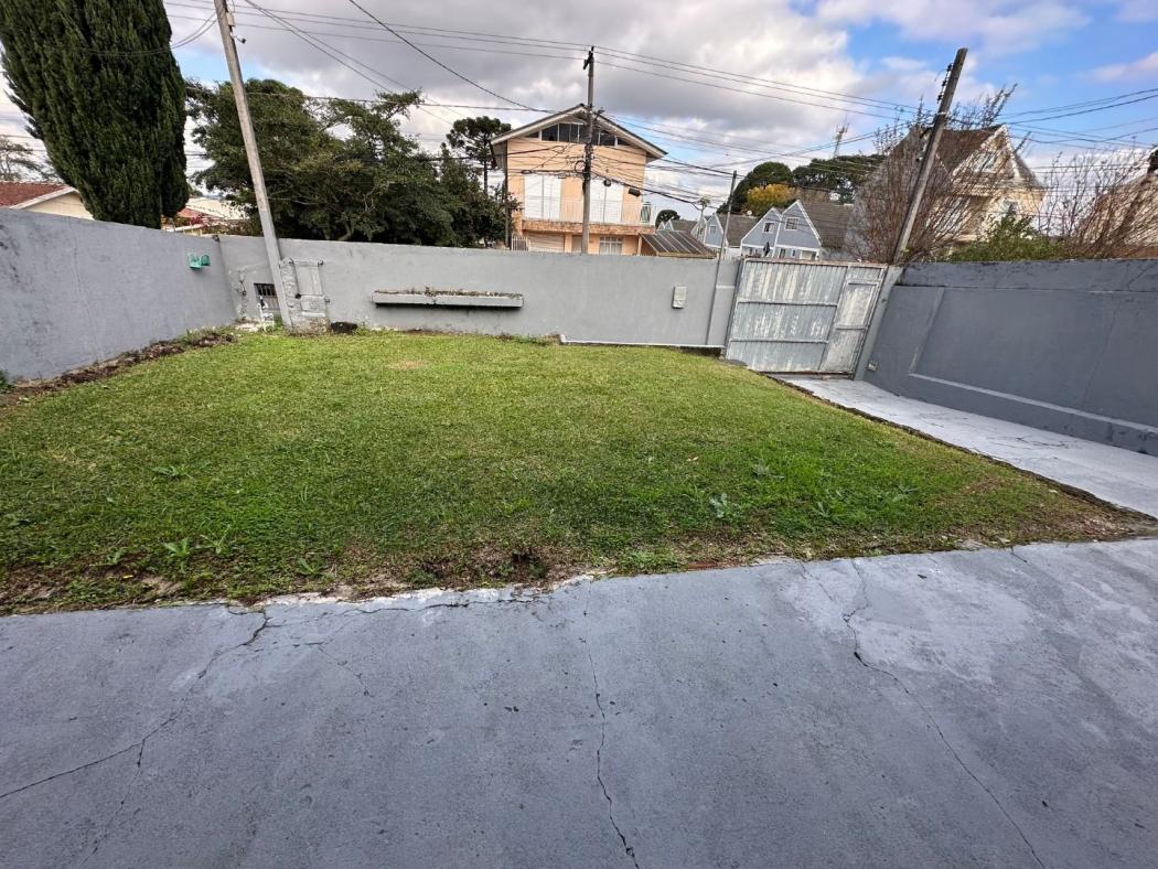  - Casa com 5 dormitórios à venda, 200 m² por R$ 895.000,00 - Uberaba - Curitiba/PR