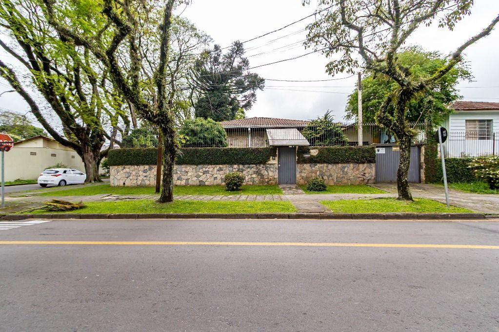 Casa em Curitiba - PR, no bairro Alto da Rua XV - Referência CA0134-JCN