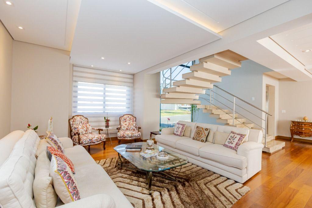 Casa em Curitiba - PR, no bairro Uberaba - Referência CA0159-VYPB