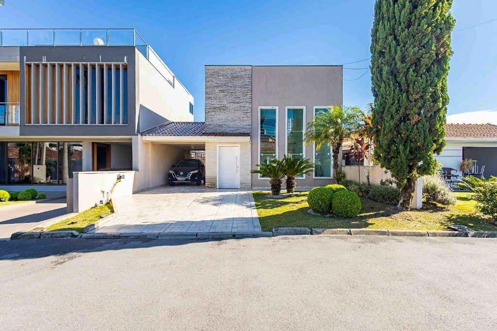 Casa com 5 dormitórios à venda, 200 m² por R$ 1.700.000,00 - São Braz - Curitiba/PR - Voa Corretor