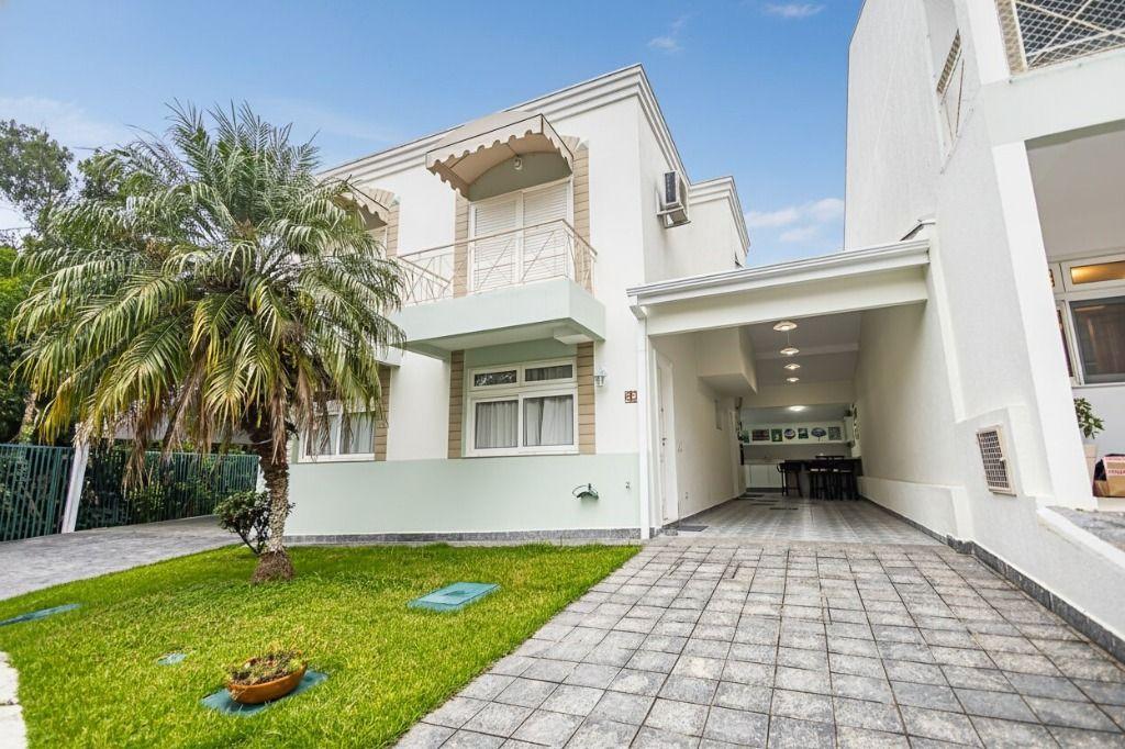 Casa à venda com 4 quartos, 220m² - Vista Alegre,Curitiba 
