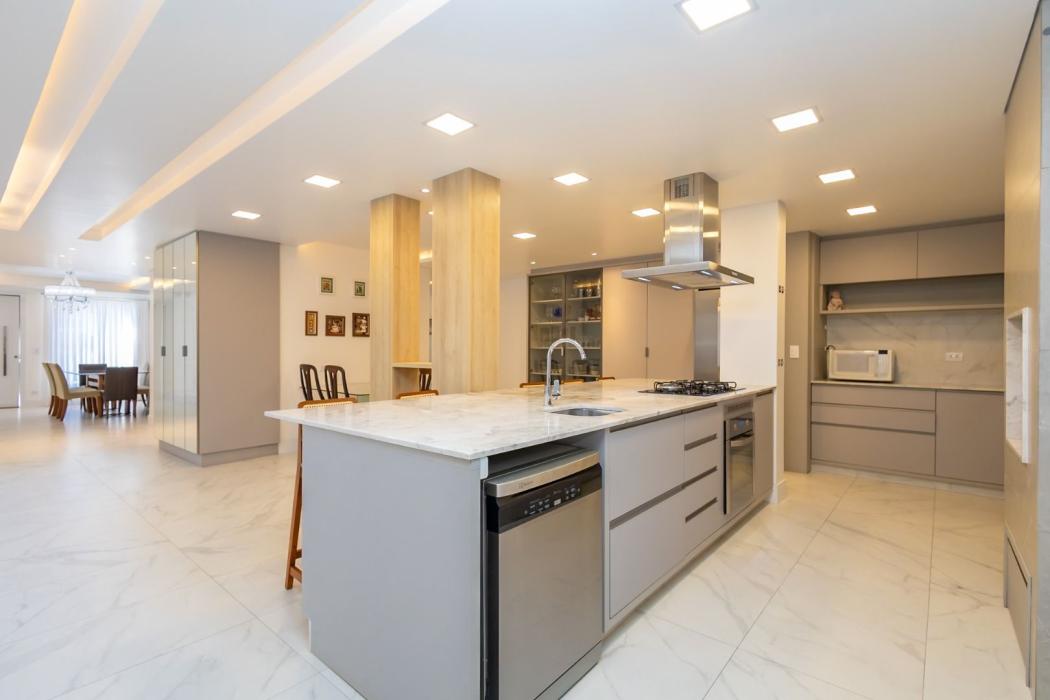 Casa em Curitiba - PR, no bairro Ecoville - Referência CA0182-A3MA