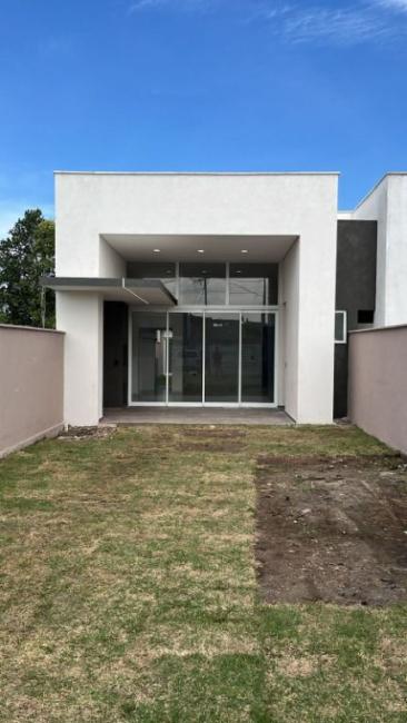 Casa em Guaratuba - PR, no bairro Centro - Referência CA0215-FGME