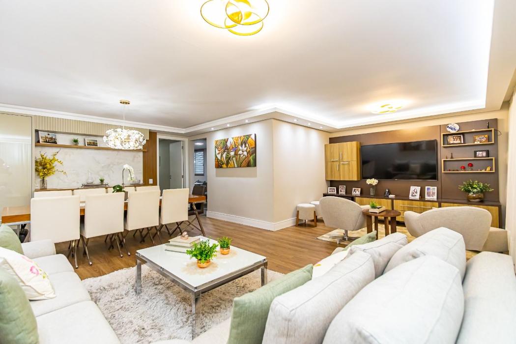 Casa à venda com 3 quartos, 221m² - Boa Vista,Curitiba 