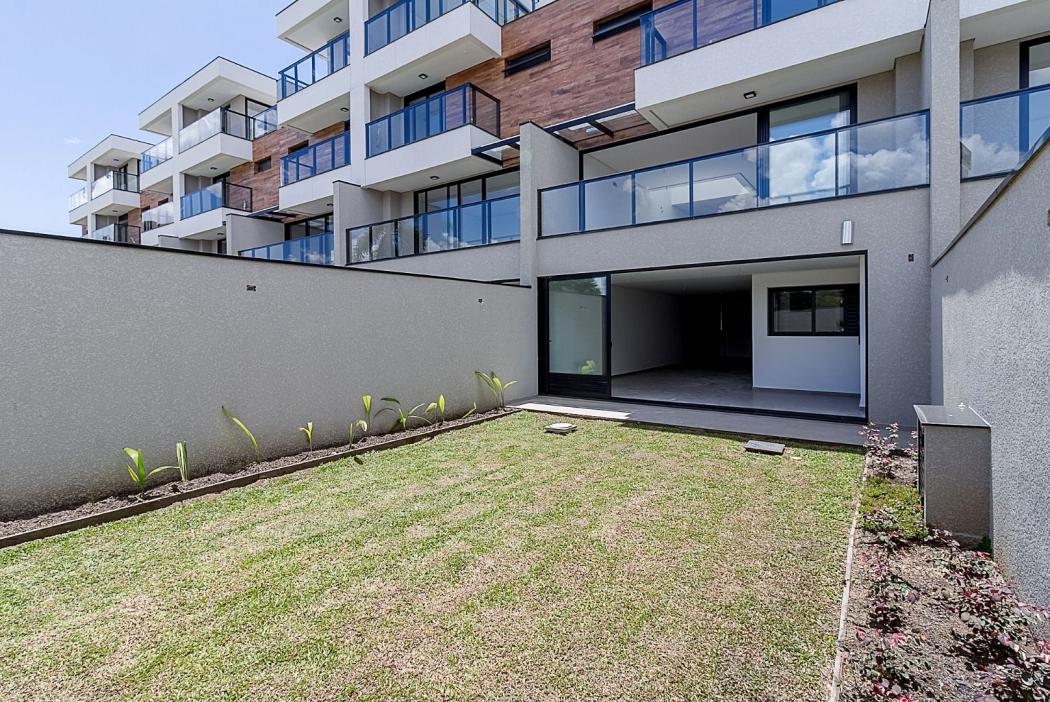 Casa em Curitiba - PR, no bairro Santo Inácio - Referência CA0227-A3MA