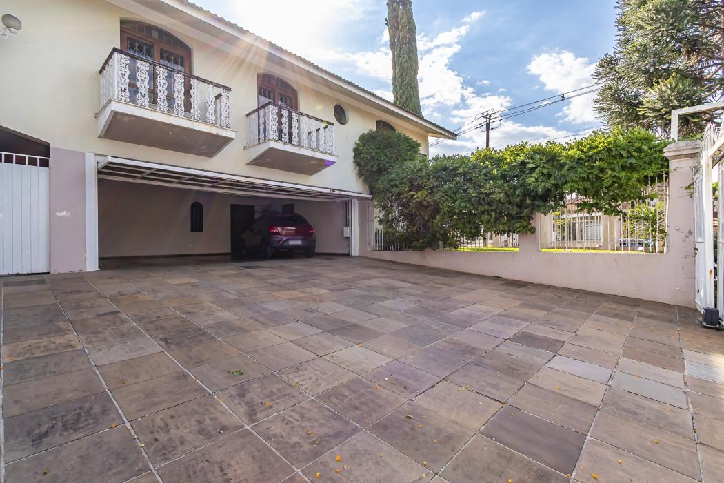 Casa Alto Padrão no Jardim Social - Ideal para morar ou investir!  - Voa Corretor - Site para corretores de imóveis