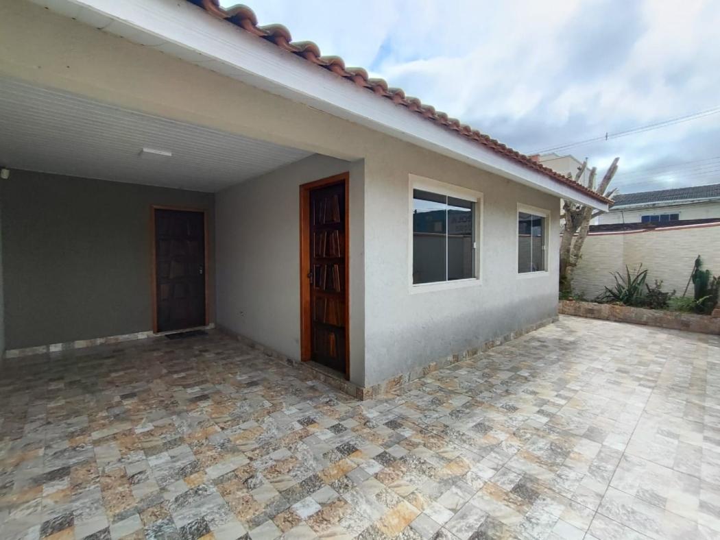 Casa em São José dos Pinhais - PR, no bairro Afonso Pena - Referência CA0328-FGME