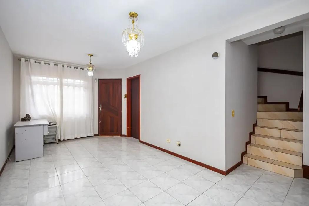  - CA0344 - Casa 3 quartos com suíte e churrasqueira | Bairro Alto Curitiba