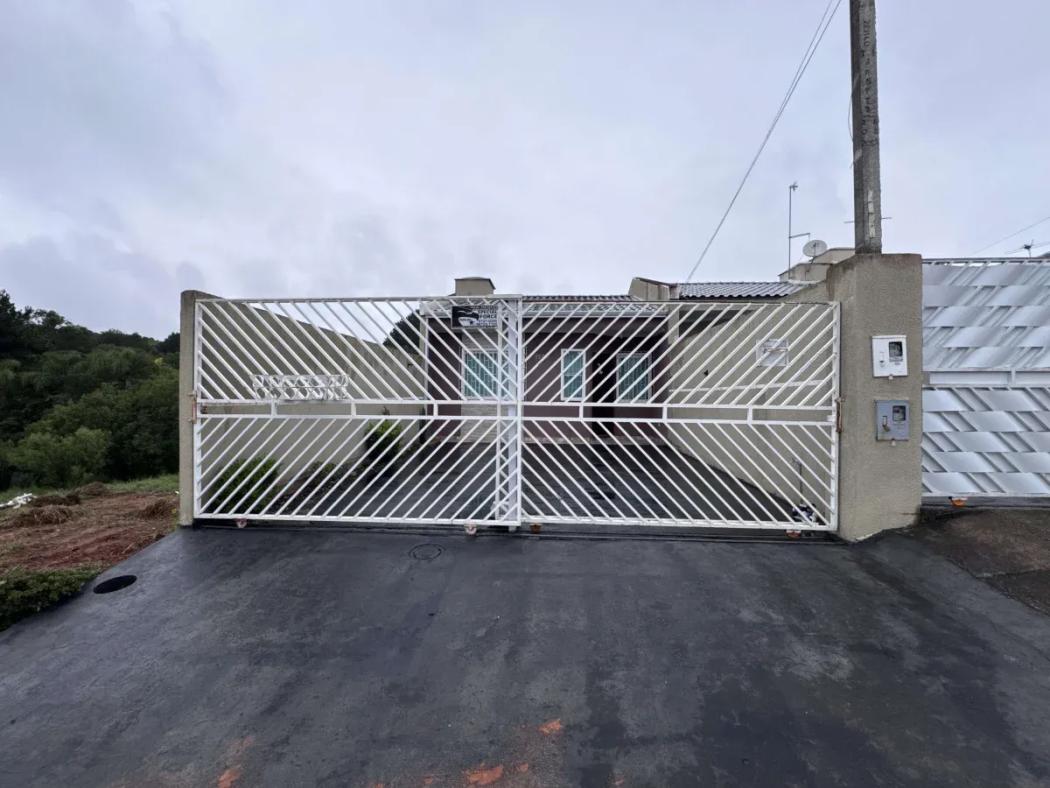 Casa com 3 dormit�rios para loca�ao no Bairro Gralha Azul em Fazenda Rio Grande