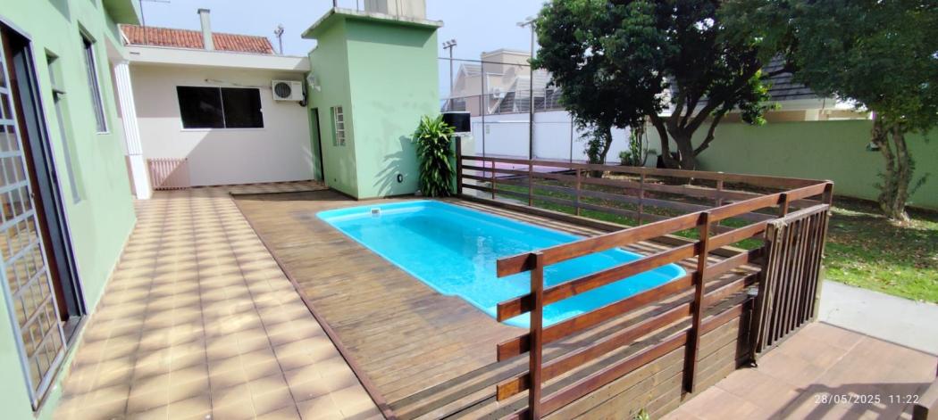 Casa em Curitiba - PR, no bairro Santa Quitéria - Referência CA0432-FGME