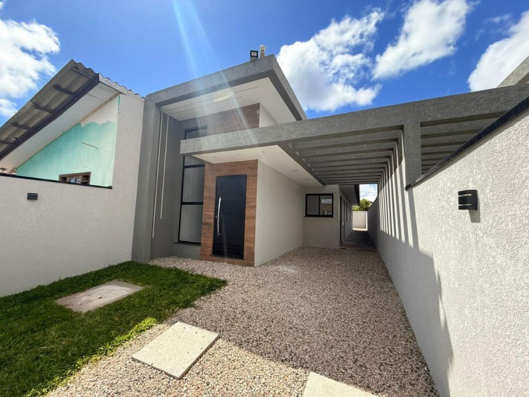 Casa em São José dos Pinhais - PR, no bairro Costeira - Referência CA0445-FGME