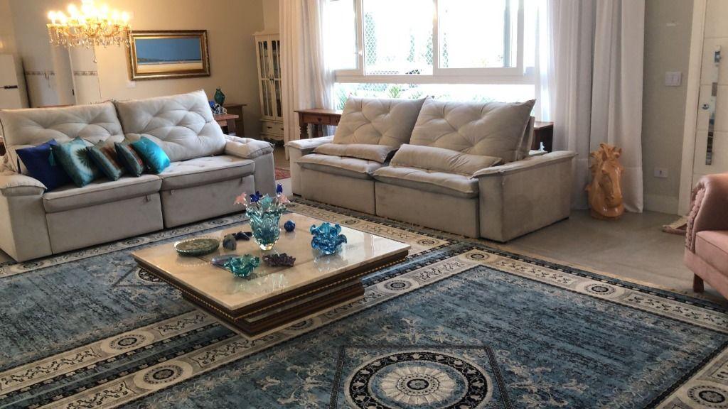 Casa em Curitiba - PR, no bairro Santa Felicidade - Referência CA0647-ASI