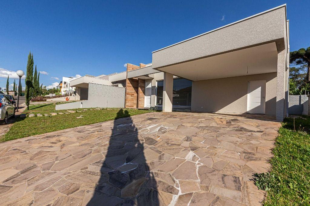 Casa em Curitiba - PR, no bairro Santa Felicidade - Referência CA0647-ASI