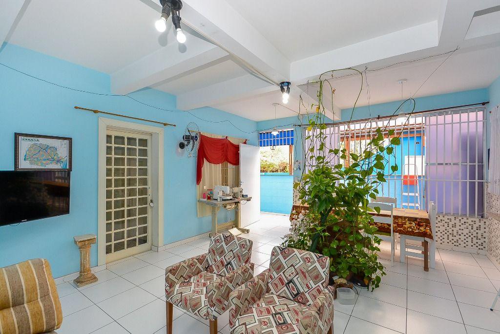 Casa em Curitiba - PR, no bairro Capão Raso - Referência CA0695-ASI