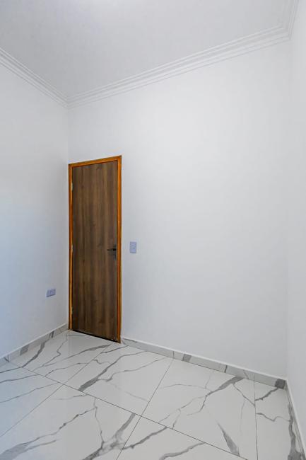 Casa à venda em Pinheirinho, Curitiba — Hub Urbana