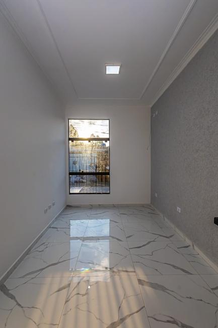 Casa à venda em Pinheirinho, Curitiba — Hub Urbana