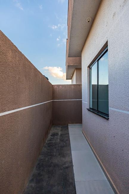 Casa à venda em Pinheirinho, Curitiba — Hub Urbana