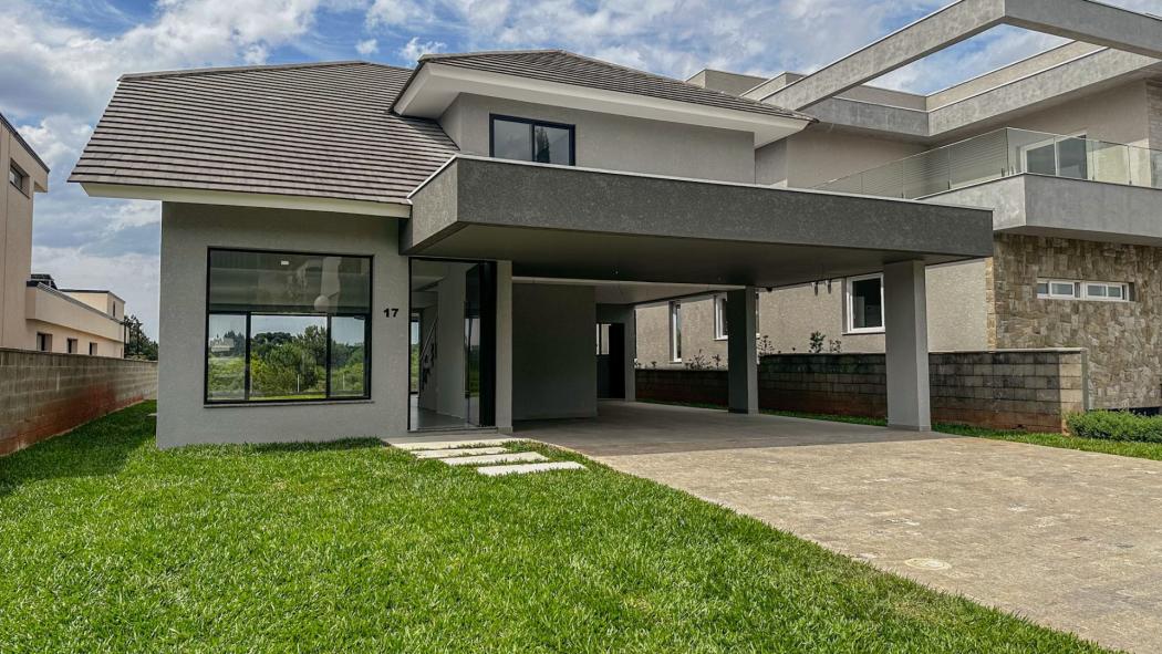 Casa em Condomínio com 3 Suítes - Santa Felicidade - Curitiba/PR - voa corretor