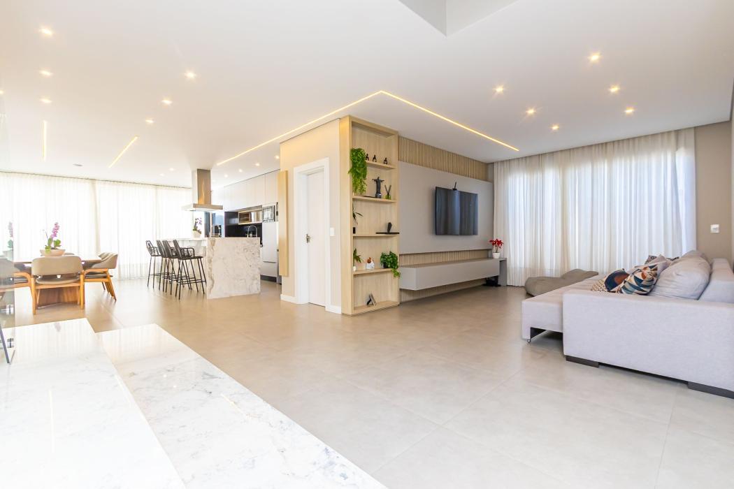 Casa à venda com 4 quartos, 311m² - Neoville,Curitiba 