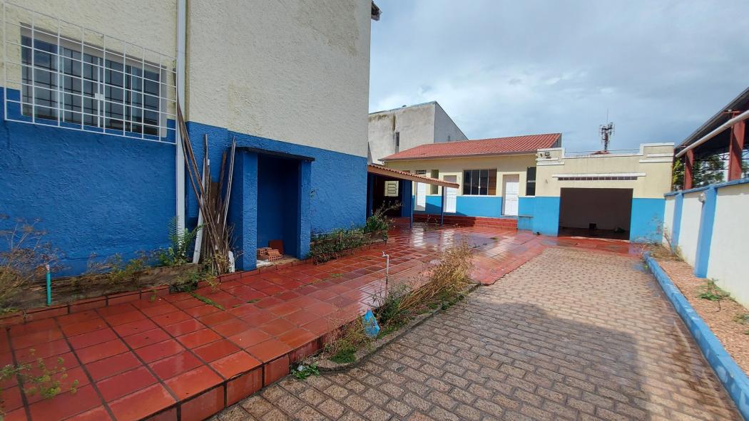  - Casa com 6 dormitórios à venda no Largo da Ordem com 311 m² por R$ 1.482.570,00 - Centro - Curitiba/PR