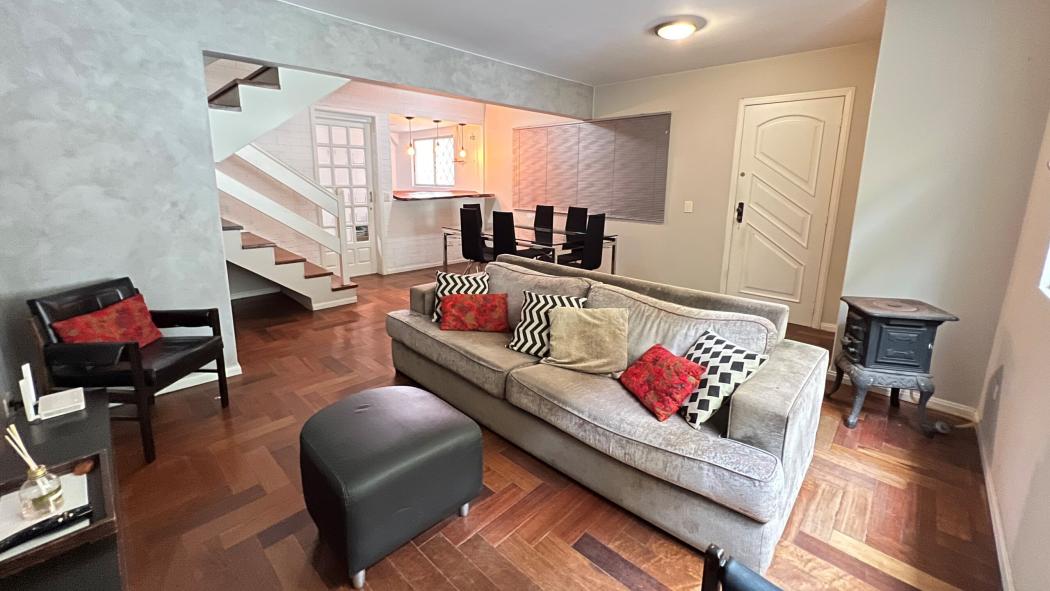 Casa em CURITIBA - PR, no bairro Santa Felicidade - Referência CA246-LSCN