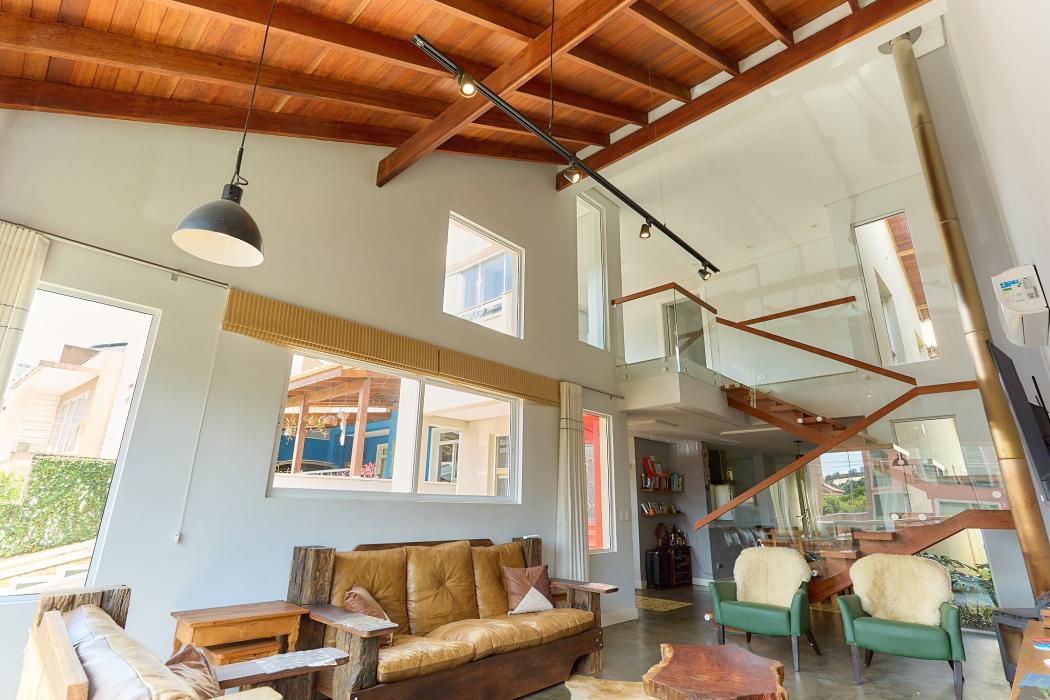  - CASA EM CONDOMÍNIO com 3 dormitórios à venda com 269m² por R$ 1.300.000,00 no bairro Barreirinha - CURITIBA / PR