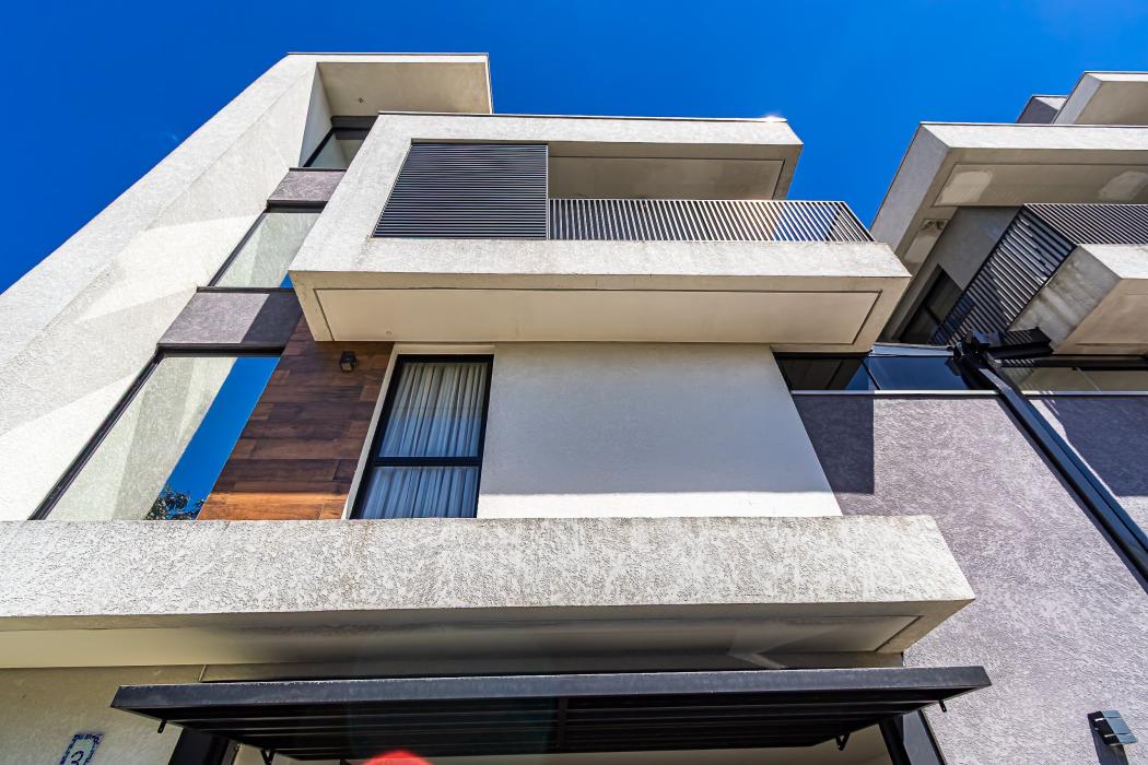 Casa à venda com 3 quartos, 174m² - Xaxim,Curitiba 