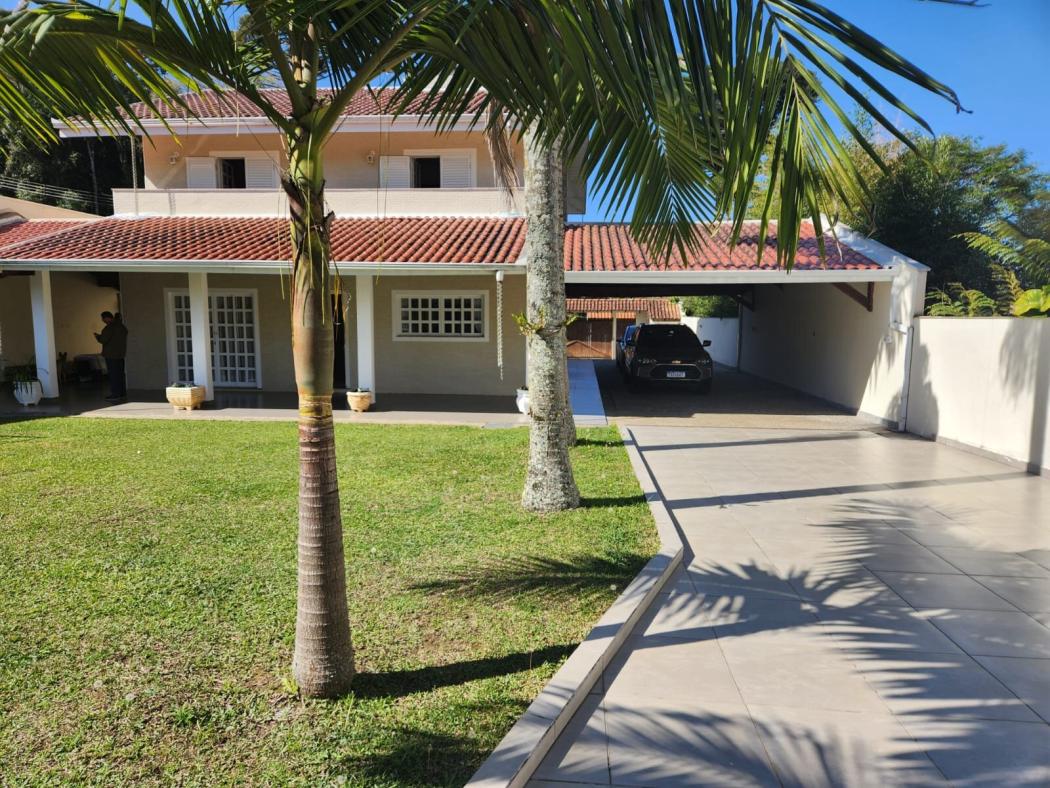 Casa em CURITIBA - PR, no bairro Barreirinha - Referência CAS006-LSDI