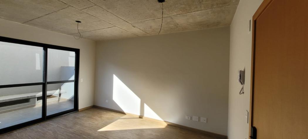 Apartamento em CURITIBA - PR, no bairro São Francisco - Referência CES06-EDLN