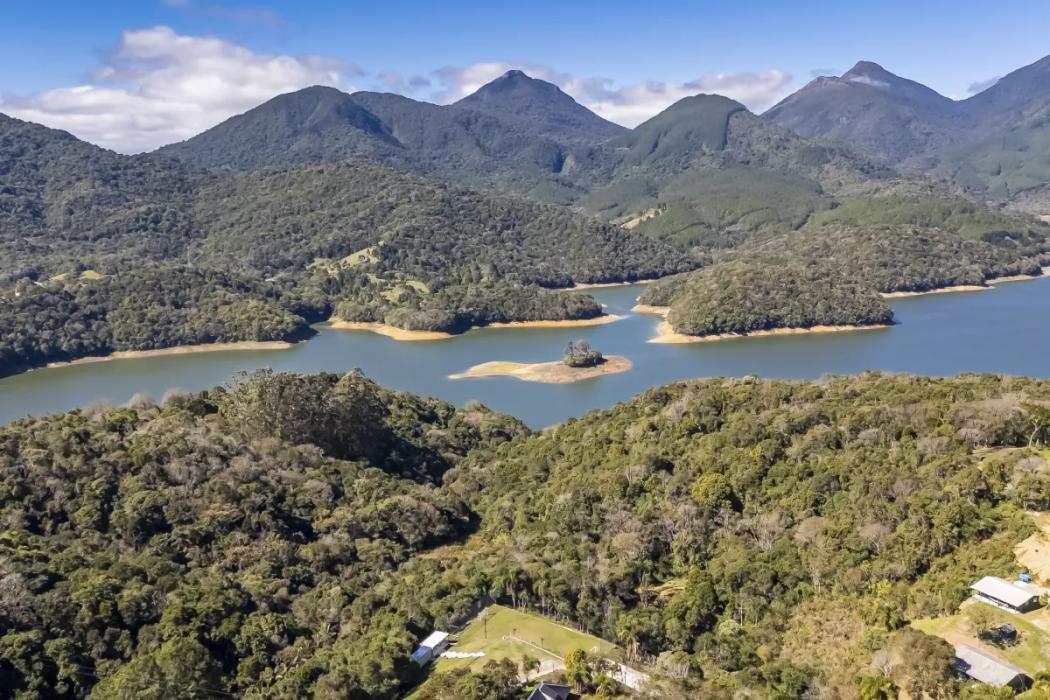 Agrícola em Campina Grande do Sul - PR, no bairro Paiol de Baixo - Referência CH0022-TIMF
