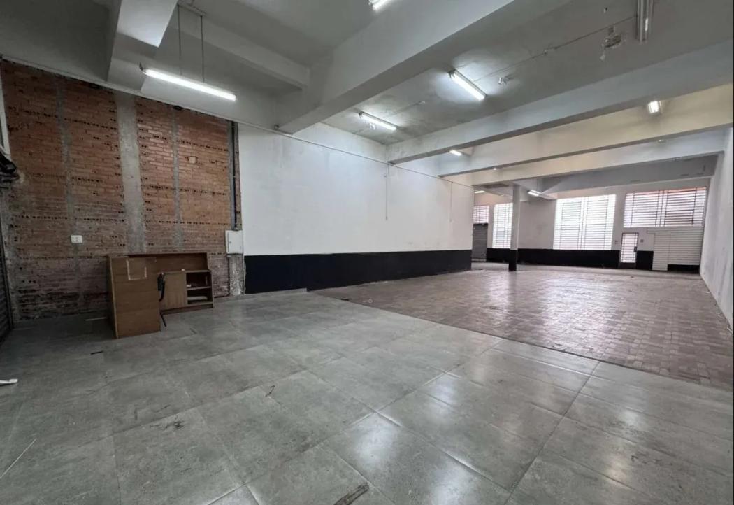 Escritório em Curitiba - PR, no bairro Centro - Referência CO0001-CAV