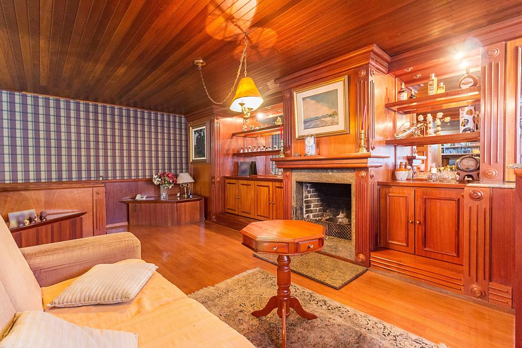 Cobertura com 4 Quartos e 5 banheiros à Venda, 297 m² por R$ 1.555.000