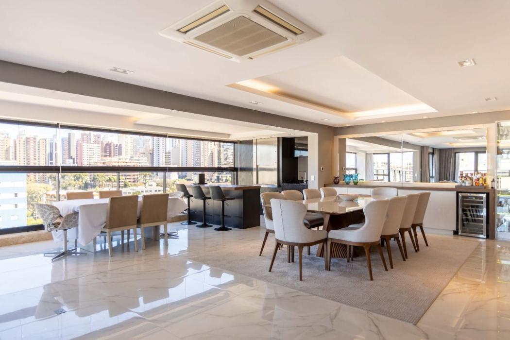 Cobertura em Curitiba - PR, no bairro Água Verde - Referência CO0005-SIRO