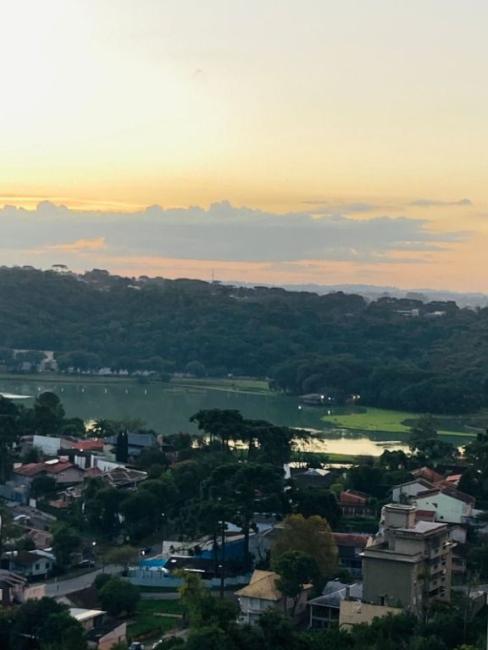 Cobertura em Curitiba - PR, no bairro Champagnat - Referência CO0040-CTBA