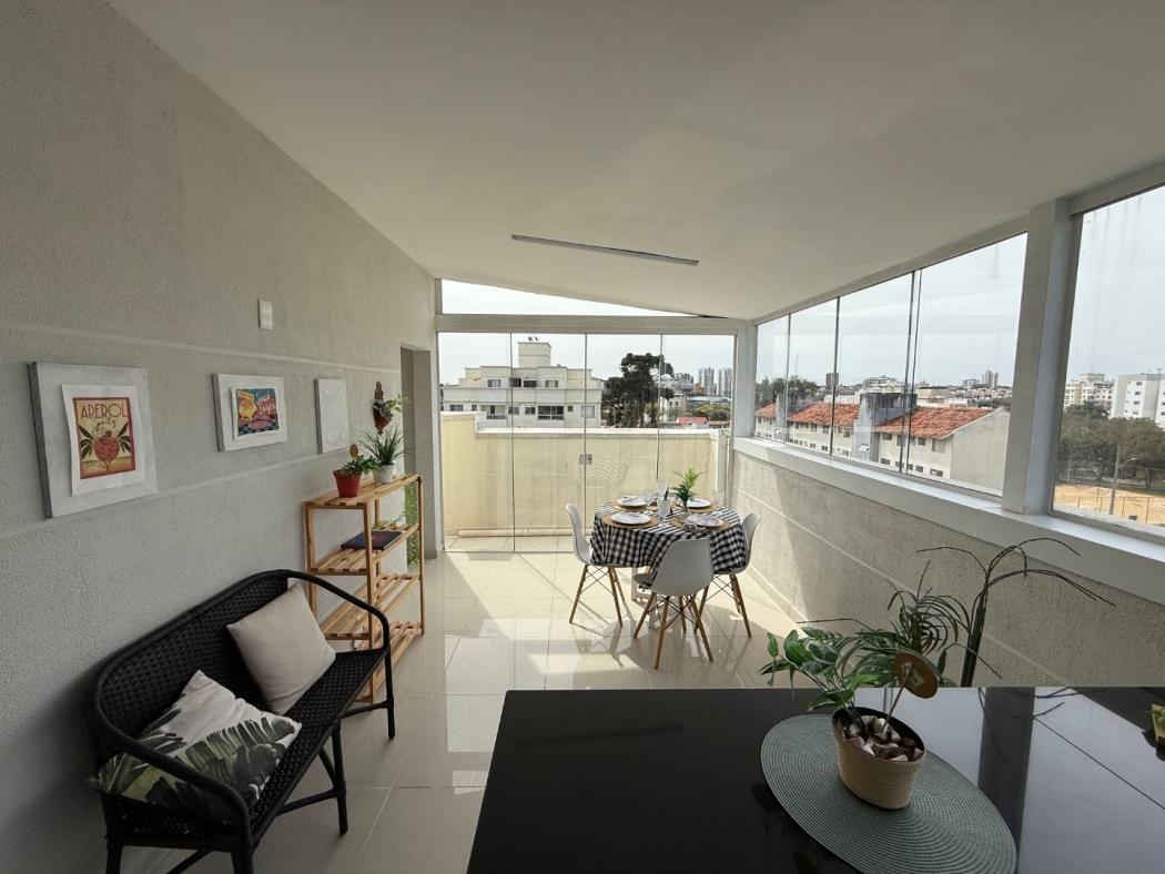 Cobertura em Curitiba - PR, no bairro Bacacheri - Referência CO0043-CBJV