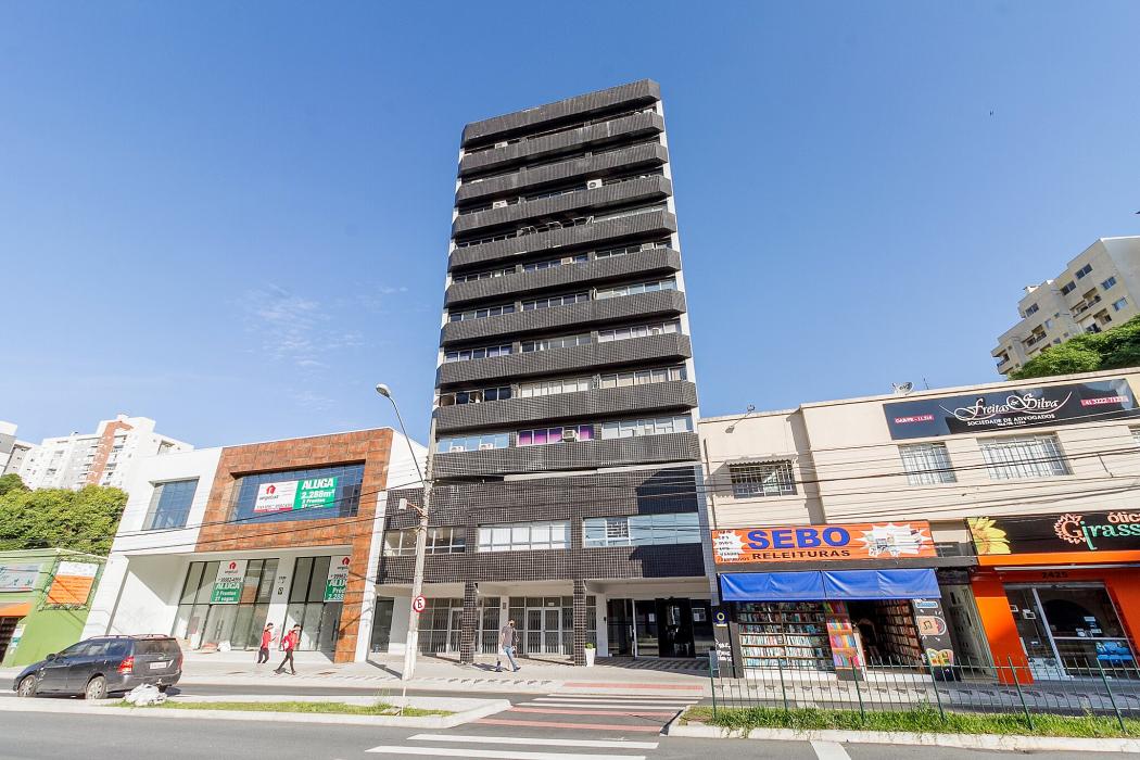 Escritório em CURITIBA - PR, no bairro Portão - Referência CONJ0003-KAUX