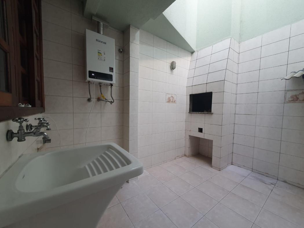Casa para alugar em Tarumã, Curitiba — Hub Urbana