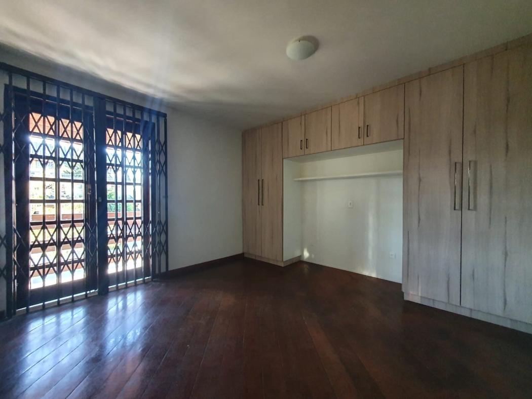Casa para alugar em Tarumã, Curitiba — Hub Urbana