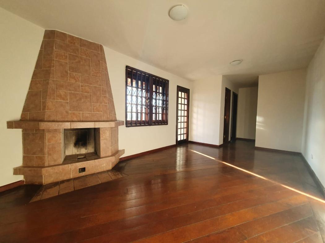 Casa para alugar em Tarumã, Curitiba — Hub Urbana