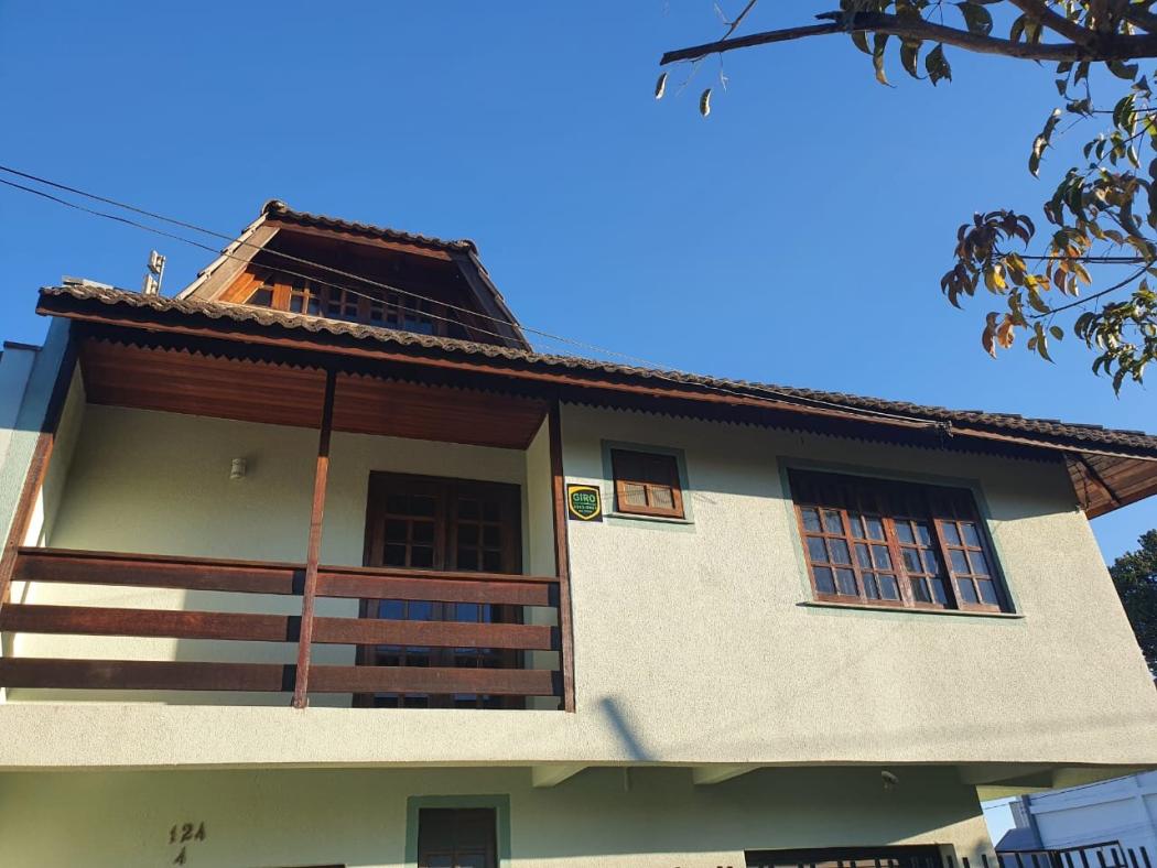 Casa para alugar em Tarumã, Curitiba — Hub Urbana