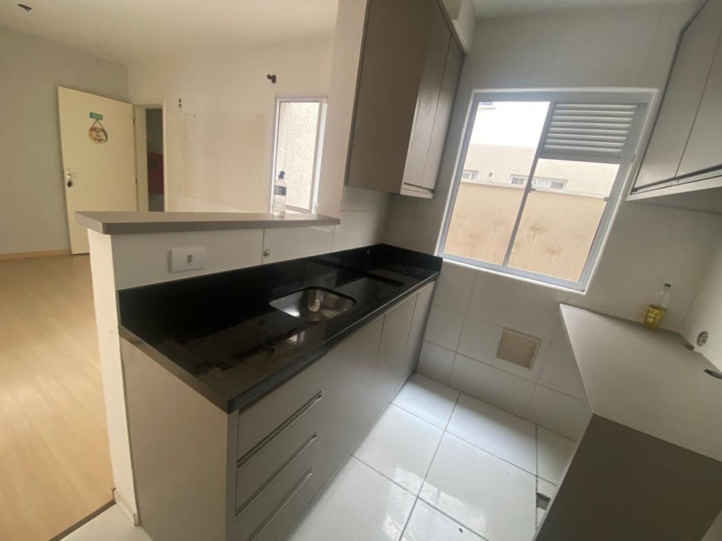 Apartamento em Campo Largo - PR, no bairro Bom Jesus - Referência IP-65_2-4174250-PONTU
