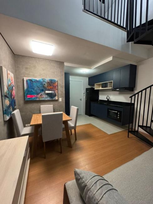 Apartamento em Curitiba - PR, no bairro Água Verde - Referência LF0001-DOO4