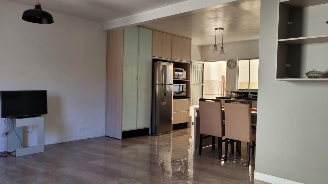 Casa em CURITIBA - PR, no bairro Xaxim - Referência LIOTTI23-LIO