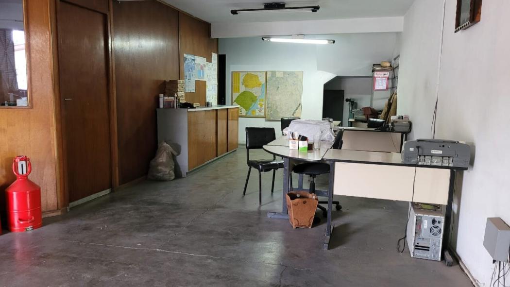  - BARRACÃO/GALPÃO à venda com 2663m² por R$ 6.450.000,00 no bairro Hauer - CURITIBA / PR