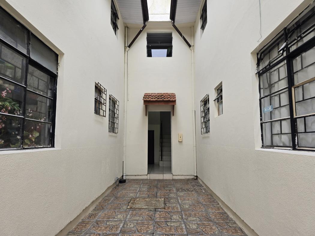 Apartamento à venda em Boqueirão, Curitiba — Fava Imóveis
