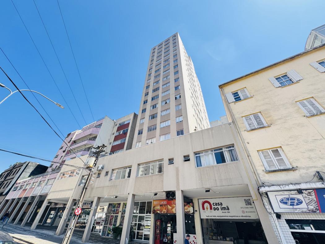 Apartamento em CURITIBA - PR, no bairro Centro - Referência LO-AP0109-ALLEGA