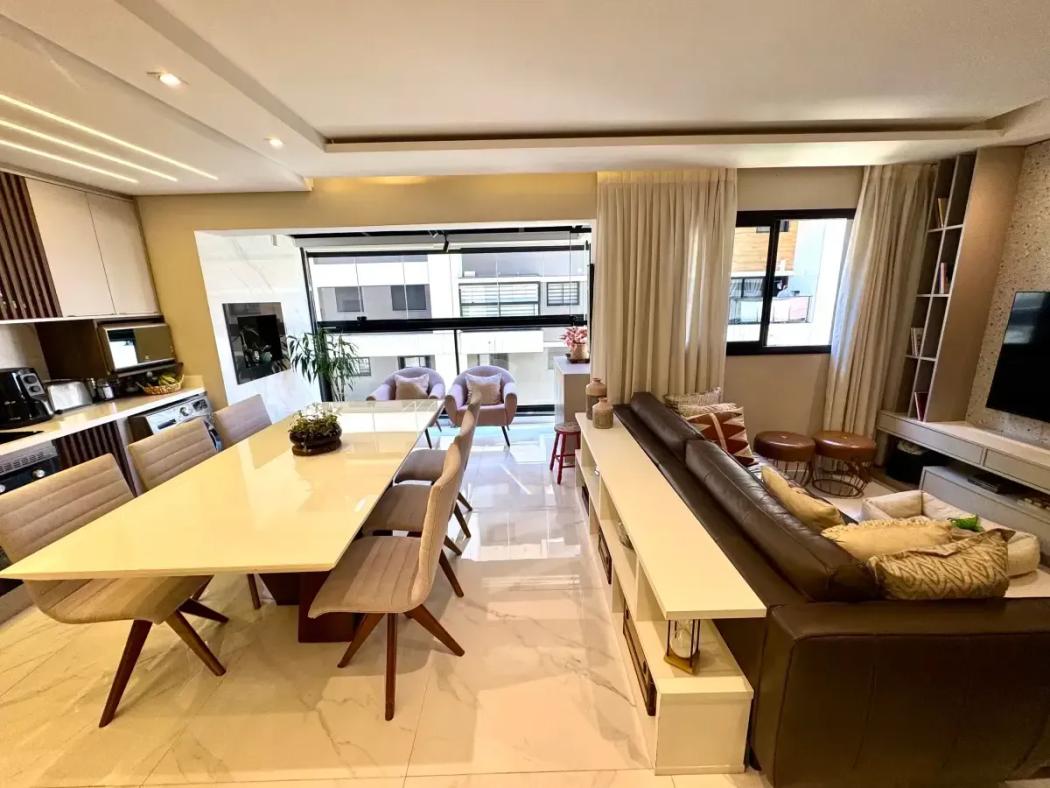 Apartamento à venda em Vila Izabel, Curitiba — Hub Urbana